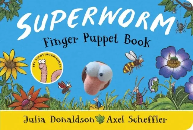 Superworm Finger Puppet Book - The Wriggliest, Squiggliest Superhero Ever! By Julia Donaldson 1