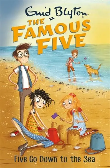 Famous Five: Five Go Down To The Sea : Book 12 1