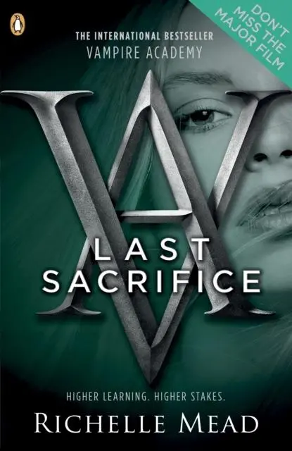 Vampire Academy: Last Sacrifice (Book 6) 1